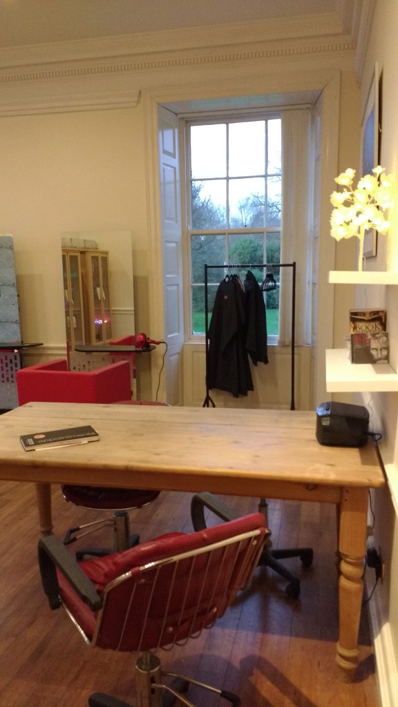 top-floor-hair-salon-cookridge-hall-health-fitness-and-golf-club-laptop-table